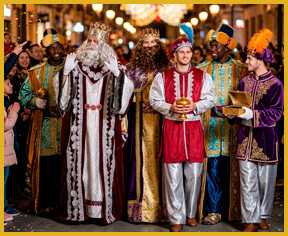 Cabalgata de Reyes, Trajes de Rey Mago y Pajes